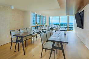 Renaissance Honolulu Hotel & Spa