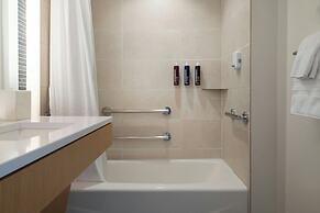 Renaissance Honolulu Hotel & Spa