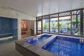 Renaissance Honolulu Hotel & Spa