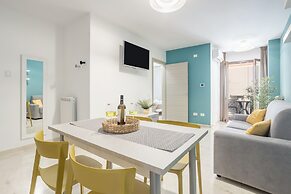 Azzurra Apartments