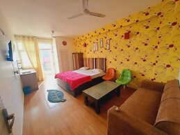 Hotel Noida Stay