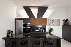 Aniv Villa by The Sea