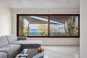 Aniv Villa by The Sea