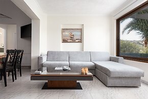 Aniv Villa by The Sea