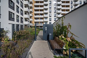 Miedziana Apartment Wrocław by Renters