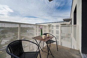 Miedziana Apartment Wrocław by Renters