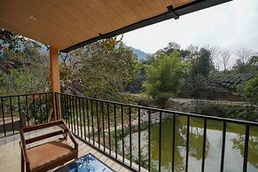 Summit Green Lake Tea Resort & Spa