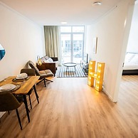 Deluxe 1 Bedroom Serviced Apartment 57 m2