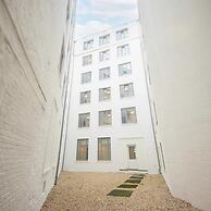 Deluxe 1 Bedroom Serviced Apartment 57 m2