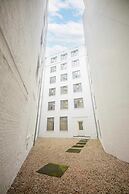 Deluxe 1 Bedroom Serviced Apartment 57 m2