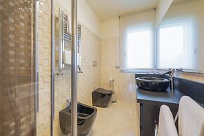 Venice New Luxury Penthouse with parking