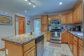 Smoky Mountain Getaway 3 Bedroom Cabin by RedAwning