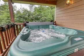 Smoky Mountain Getaway 3 Bedroom Cabin by RedAwning