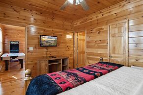 Smoky Mountain Lodge 6 Bedroom Cabin by RedAwning