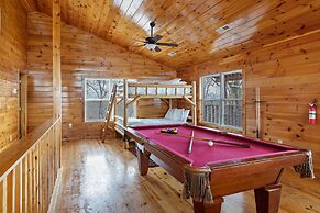 Smoky Mountain Lodge 6 Bedroom Cabin by RedAwning