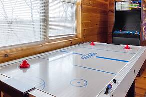 Smoky Mountain Lodge 6 Bedroom Cabin by RedAwning