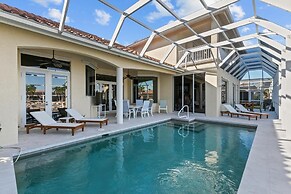 Lamplighter Ct. 1148, Marco Island Vacation Rental 3 Bedroom Home by R