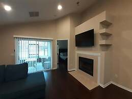 Exquisite Waterfront Retreat - Pet Friendly by RedAwning