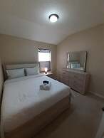 Exquisite Waterfront Retreat - Pet Friendly by RedAwning