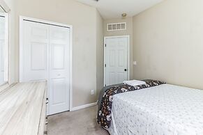 Exquisite Waterfront Retreat - Pet Friendly by RedAwning