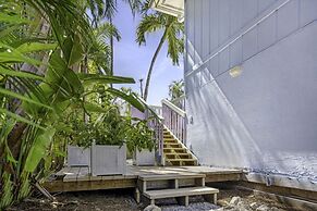 Dancing Dolphin 4 Bedroom Home by RedAwning