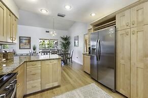 Dancing Dolphin 4 Bedroom Home by RedAwning