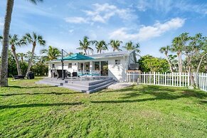 Mau Maus Cottage 3 Bedroom Home by RedAwning