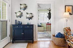 Turtle Cottage 3 Bedroom Home by RedAwning