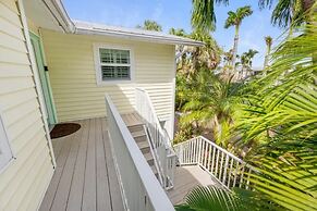 Turtle Cottage 3 Bedroom Home by RedAwning