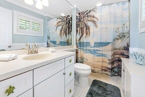 Turtle Cottage 3 Bedroom Home by RedAwning