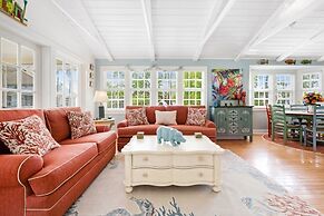 Turtle Cottage 3 Bedroom Home by RedAwning