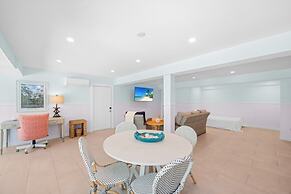 5294 Umbrella Pool Rd 3 Bedroom Home by RedAwning