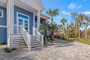 5294 Umbrella Pool Rd 3 Bedroom Home by RedAwning