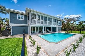 5294 Umbrella Pool Rd 3 Bedroom Home by RedAwning