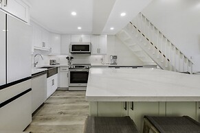 South Seas Beach Villa 2535 4 Bedroom Home by RedAwning