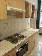 Designer Apartment - 5 min to Center