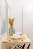 Designer Apartment - 5 min to Center