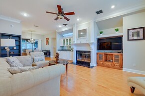 Palm Harbor Vacation Rental: 7 Mi to Beach!