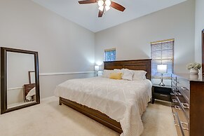 Palm Harbor Vacation Rental: 7 Mi to Beach!