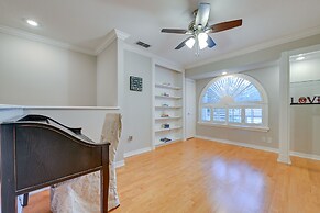 Palm Harbor Vacation Rental: 7 Mi to Beach!