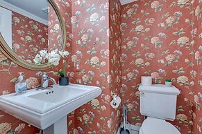 Palm Harbor Vacation Rental: 7 Mi to Beach!