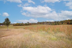 Crossville Home Near Lake Tansi + Hiking Trails!