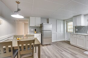 Central Auburn Apartment w/ Porch: Pets Welcome!