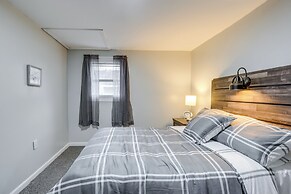 Central Auburn Apartment w/ Porch: Pets Welcome!