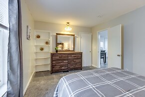 Central Auburn Apartment w/ Porch: Pets Welcome!