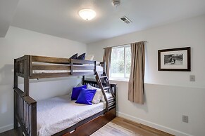 Serene Palmer Home: Walk to Downtown & Riverfront!