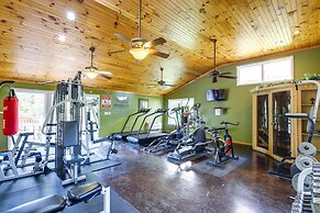 Sevierville Vacation Rental: 6 Mi to Dollywood!