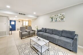 Resort Perks, Private Patio: Palm Springs Condo!