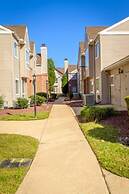 Philadelphia Suites-Extended Stay