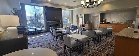 Philadelphia Suites-Extended Stay